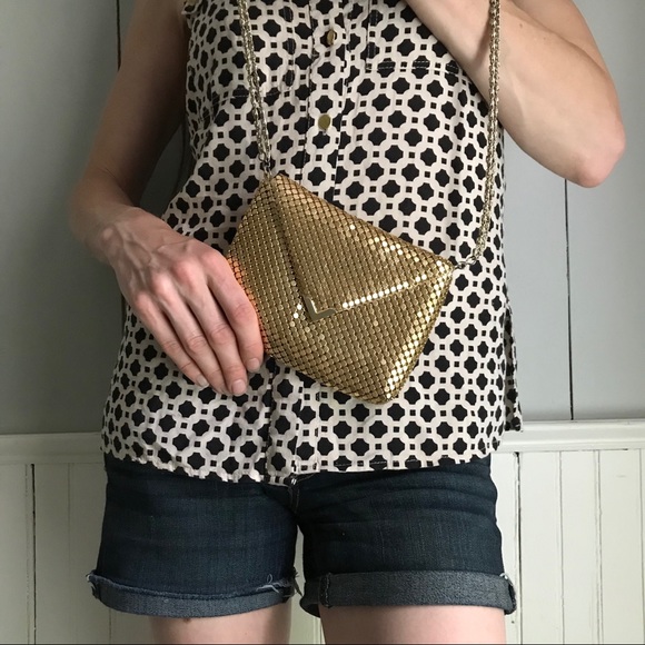 Vintage Handbags - Glamorous Vintage Mesh Envelope Purse w Chain